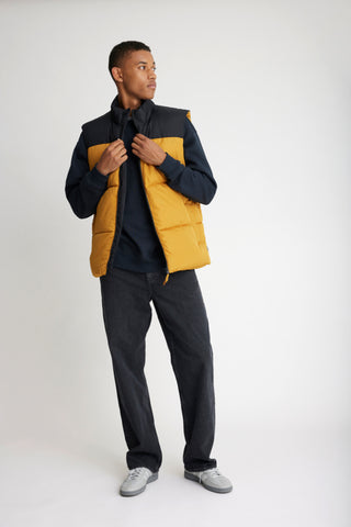 Elwin Padded Vest | Buckthorn Brown