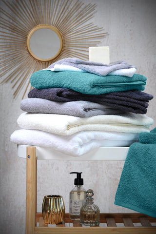Lovely Casa Lola Hand Towel