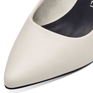 Nosca Court Shoe | Cream