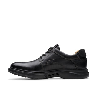 Un Briley Pace | Black Leather