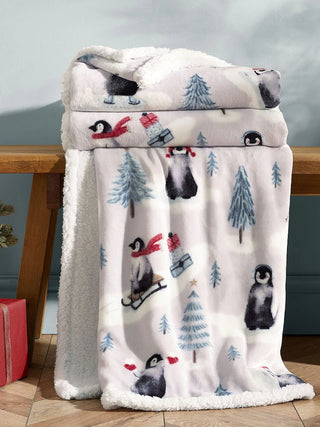 Christmas Sherpa Penguines Throw | Natural