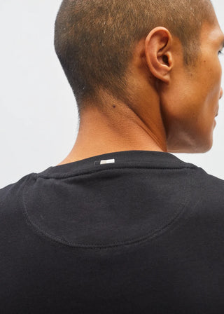 John Tee  | Black Tar