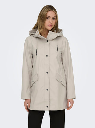 Leslie Raincoat | Silver Lining