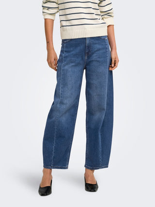 Jessica High Waist Barrel Ankle Jean |  Medium Blue Denim