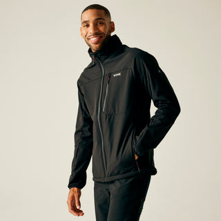 Men's Mountdale Softshell Jacket | Black