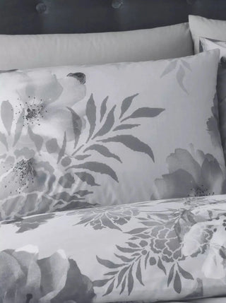 Catherine Lansfield Dramatic Floral Duvet Cover Silver