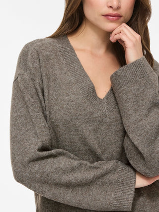Liga Long Sleeve V Neck Knit Top | Falcon