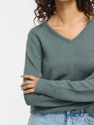 Viril V Neck Long Sleeve Top | Balsam Green