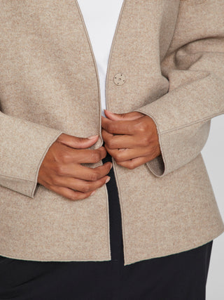 Juice Loose Long Sleeve Jacket | Super Light Natural